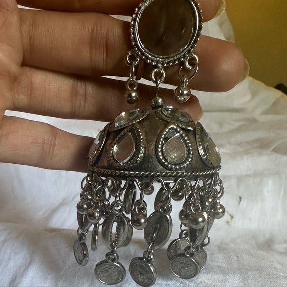 Jhumkas- light weight and adorable - Picture 3 of 4